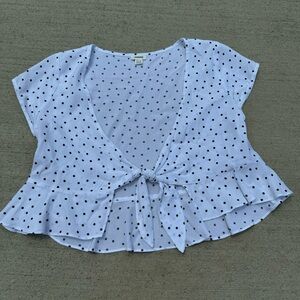 Tie Front Black and White Poka Dot Top Size: XS